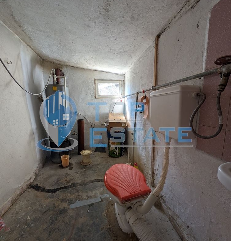 Къща с прекрасна панорама в село Длъжка поляна, област Търговище - 0