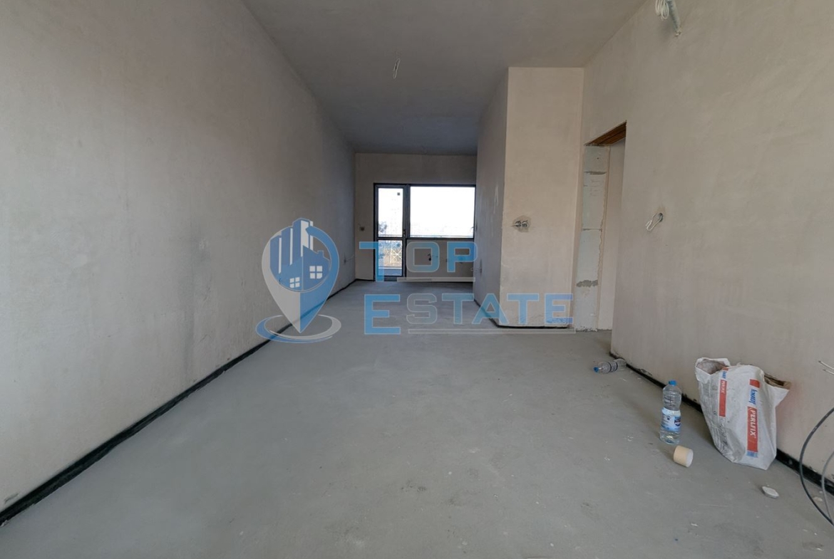 Тристаен апартамент в новострояща се сграда в квартал Бузлуджа, град Велико Търново - 0