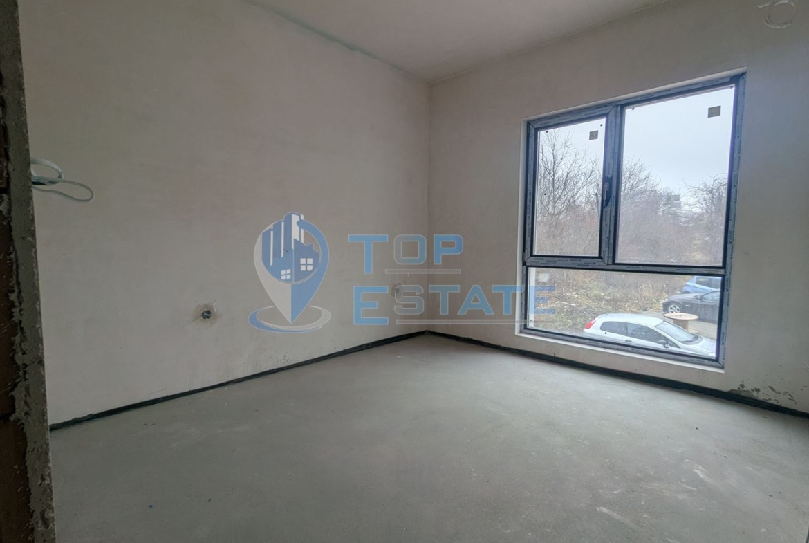 Тристаен апартамент в новострояща се сграда в квартал Бузлуджа, град Велико Търново - 0