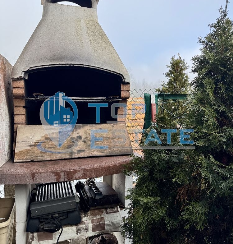 Обзаведена къща със сауна и джакузи в град Елена, Област Велико Търново. - 0