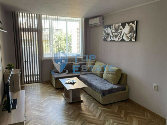 Двустаен, обзаведен апартамент под наем в центъра на град Велико Търново - 0