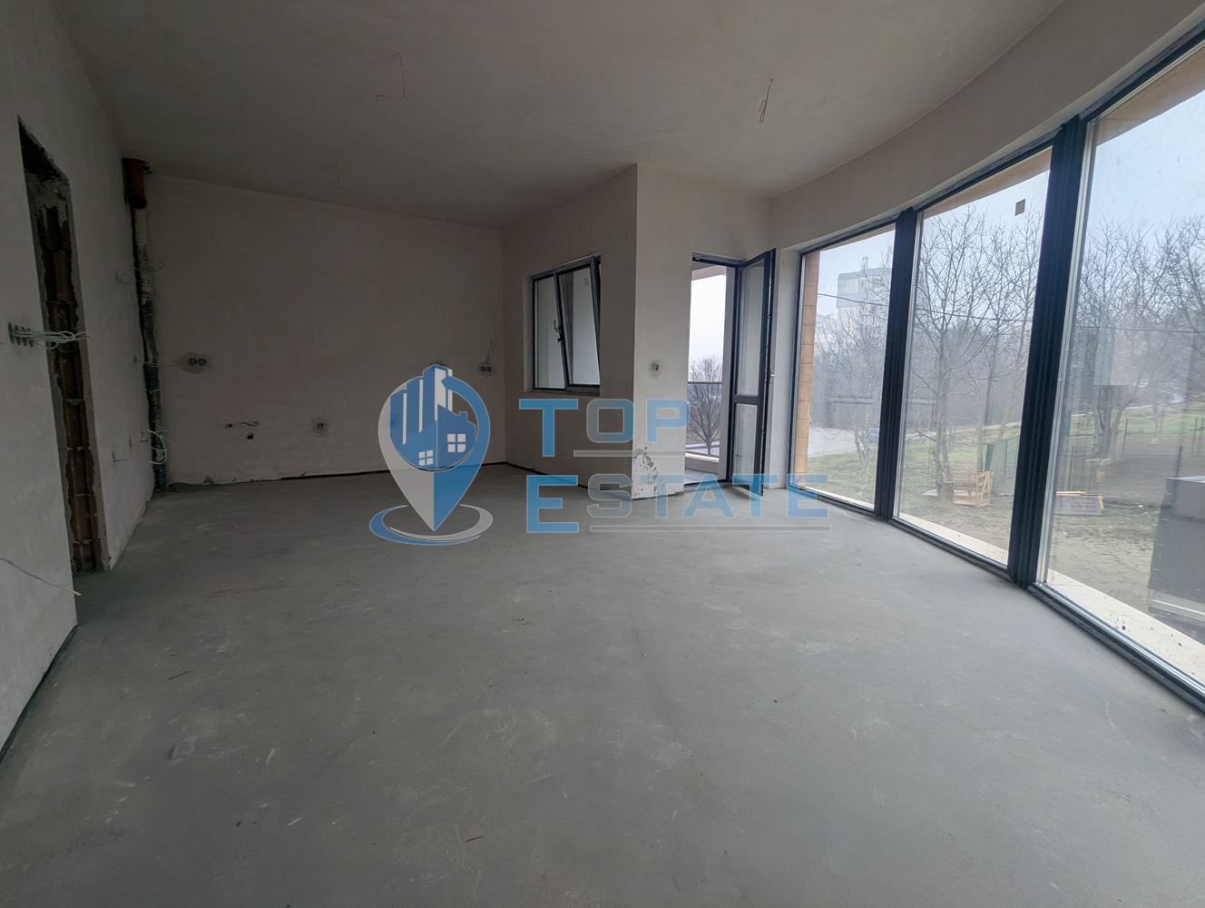 Тристаен апартамент в новострояща се сграда в квартал Бузлуджа, град Велико Търново - 0