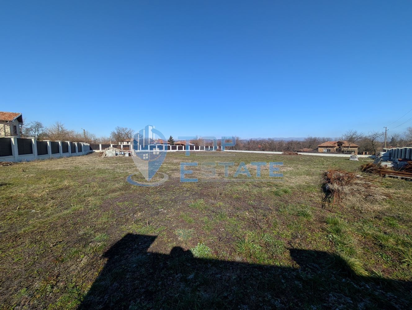 Парцел в регулация с проект и партиди за ток и вода в село Ново село - 0