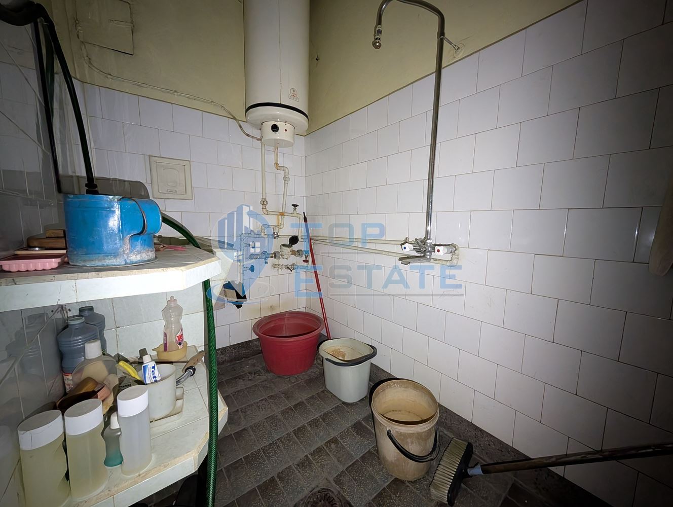 Многостаен тухлен апартамент в близост до Стадиона, град Горна Оряховица-0 Многостаен тухлен апартамент в близост до Стадиона, град Горна Оряховица - 0