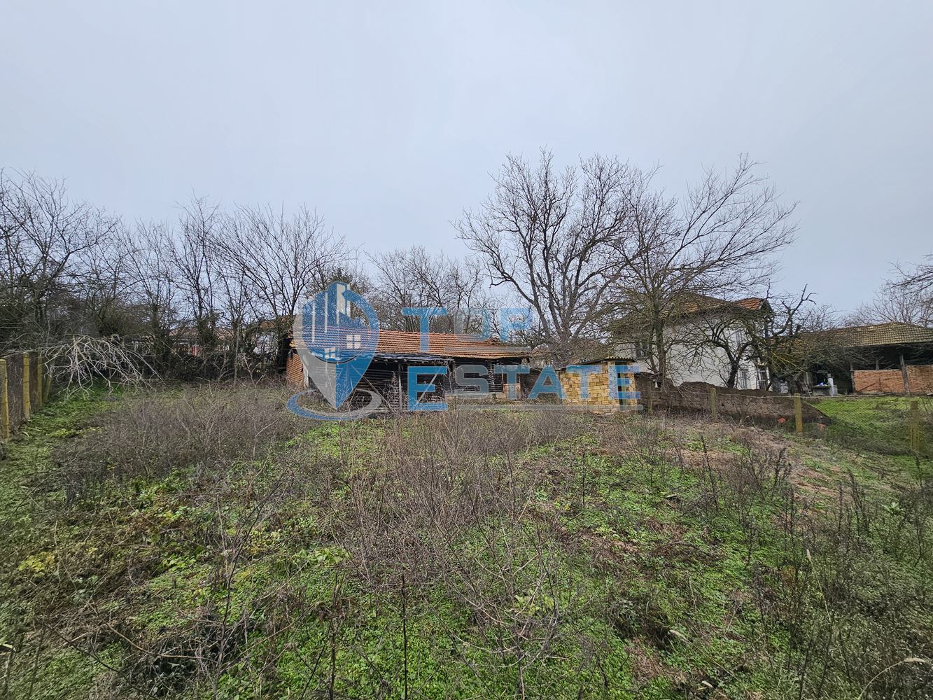 Здрава тухлена къща с гараж в село Пиперково, област Русе-0 Здрава тухлена къща с гараж в село Пиперково, област Русе - 0