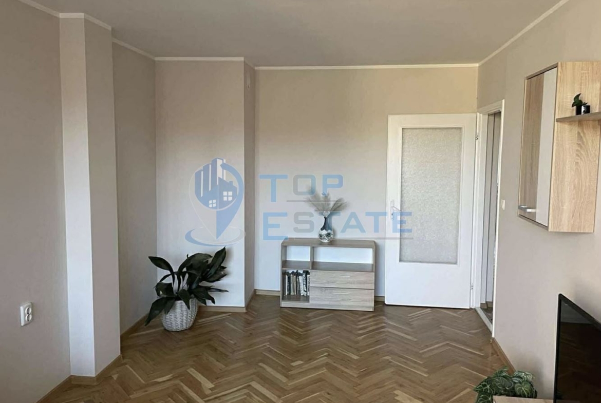 Двустаен, обзаведен апартамент под наем в центъра на град Велико Търново - 0