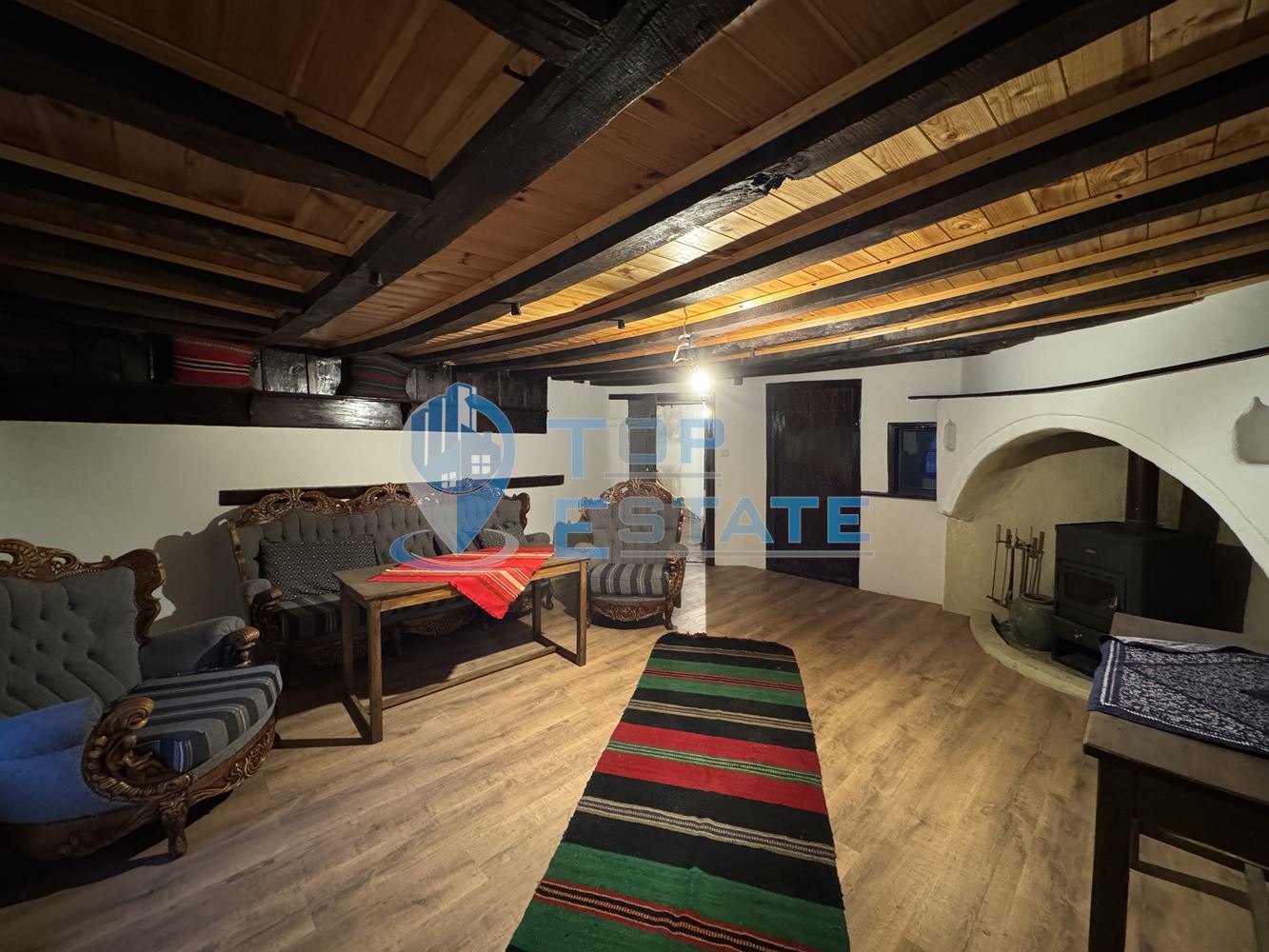 Къща с допълнителни постройки в град Елена, област Велико Търново.-0 Къща с допълнителни постройки в град Елена, област Велико Търново. - 0