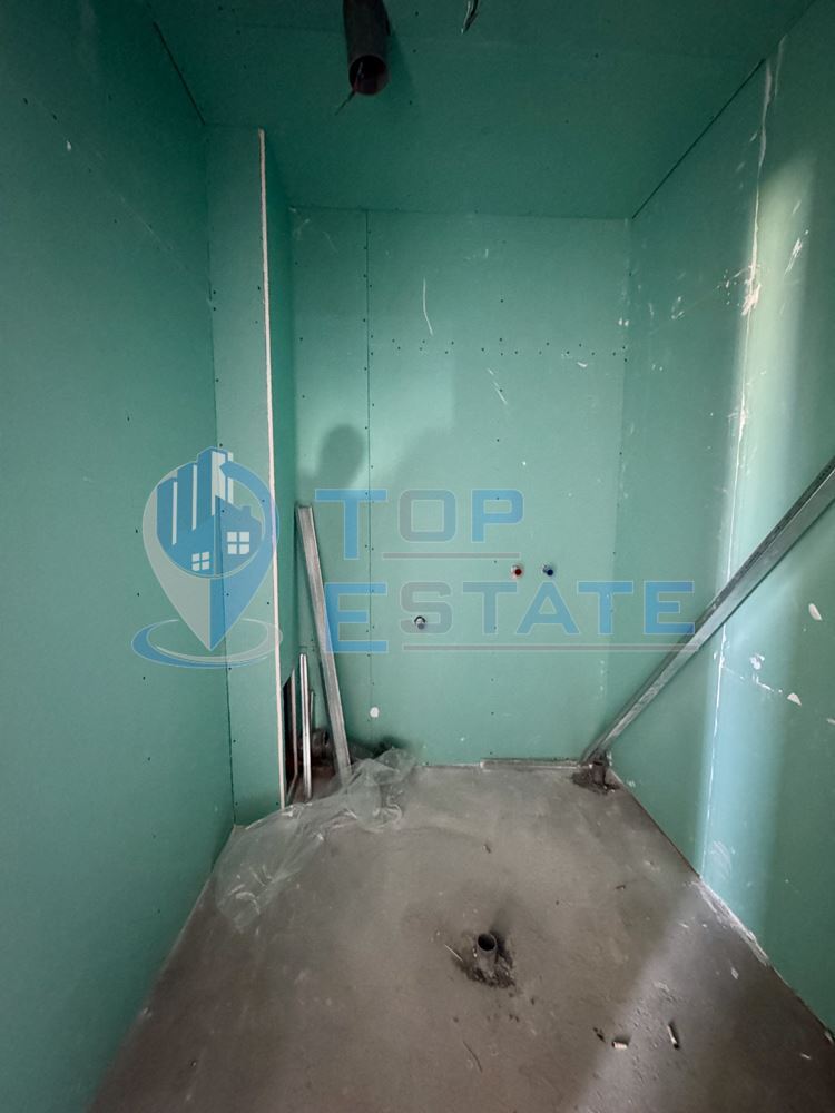 Тристаен тухлен апартамент в град Павликени, област Велико Търново - 0