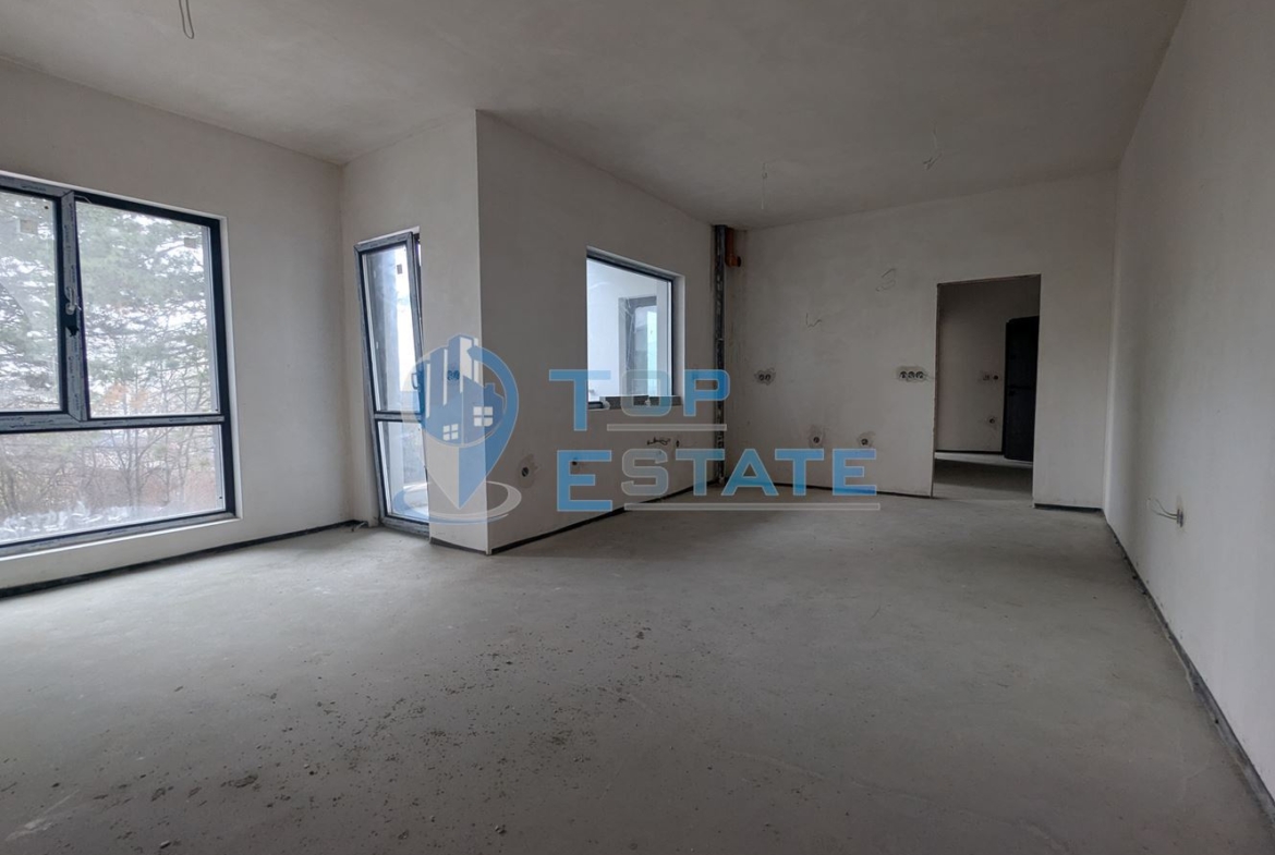 Тристаен апартамент в новострояща се сграда в квартал Бузлуджа, град Велико Търново - 0