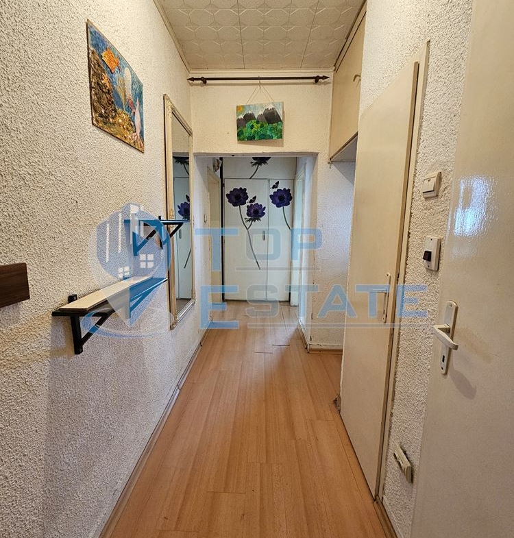 Обзаведен апартамент с две спални в квартал Пролет, град Горна Оряховица - 0