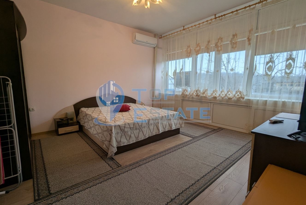 Ремонтирана гарсониера в район Захарни заводи, град Горна Оряховица, област Велико Търново - 0