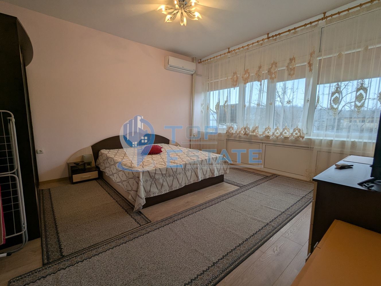 Ремонтирана гарсониера в район Захарни заводи, град Горна Оряховица, област Велико Търново - 0