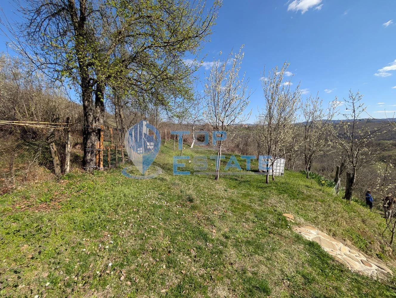 Къща с прекрасна панорама в село Длъжка поляна, област Търговище - 0