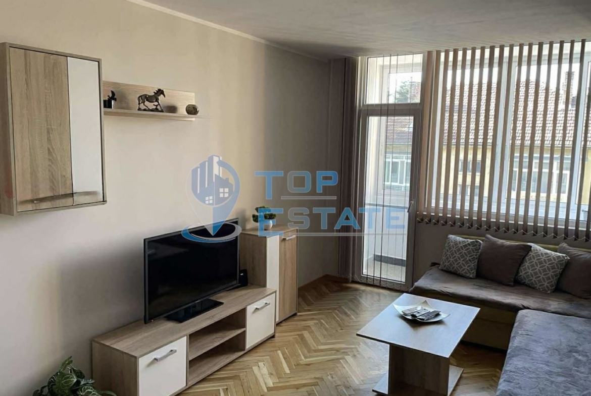 Двустаен, обзаведен апартамент под наем в центъра на град Велико Търново - 0