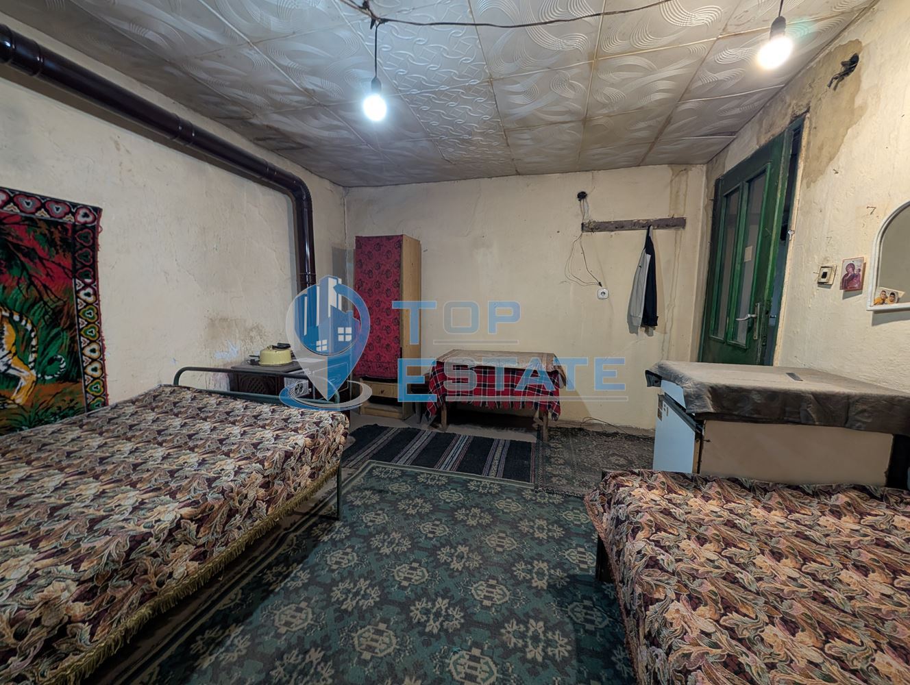 Едноетажна къща с вътрешна баня и кладенец в село Джулюница - 0