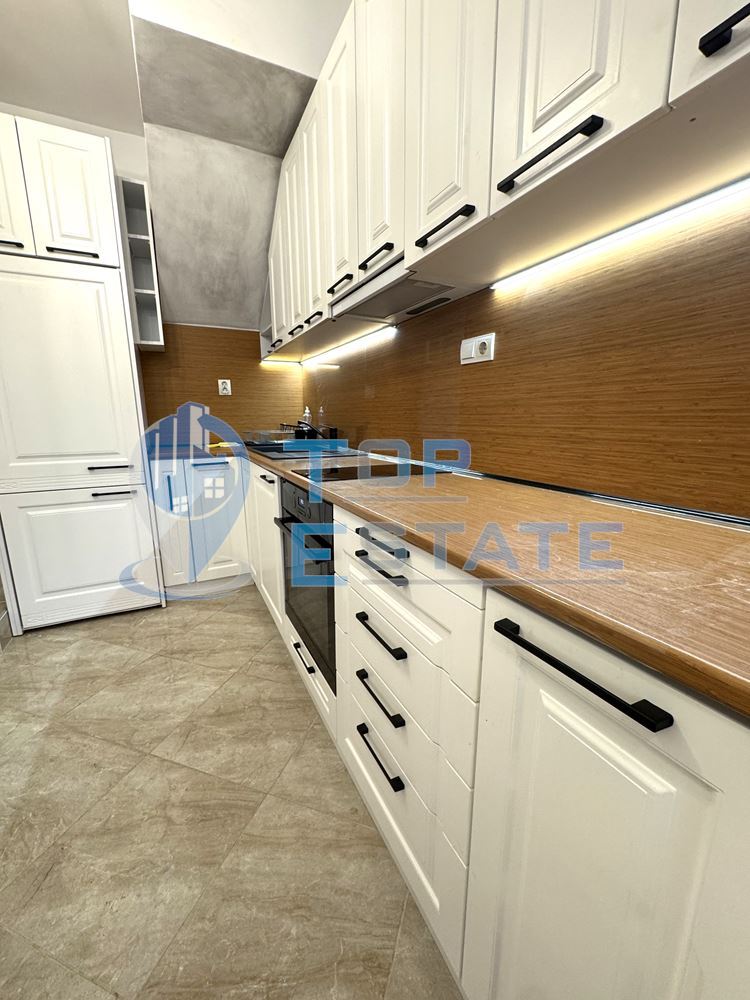 Тристаен апартамент, тип мезонет под наем в квартал Колю Фичето, град Велико Търново - 0