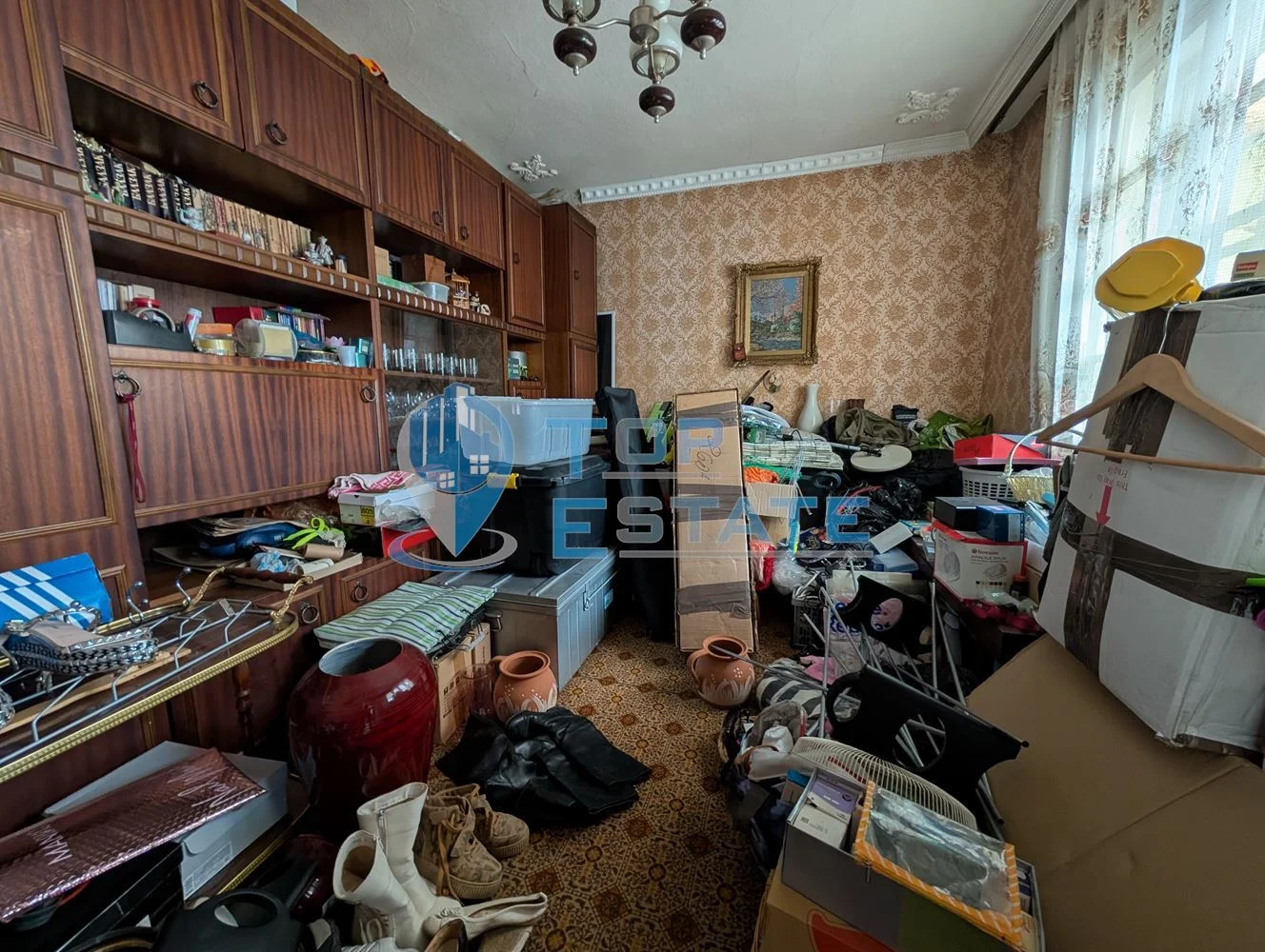 Две къщи, лятна кухня и гараж с голям двор в град Долна Оряховица - 0