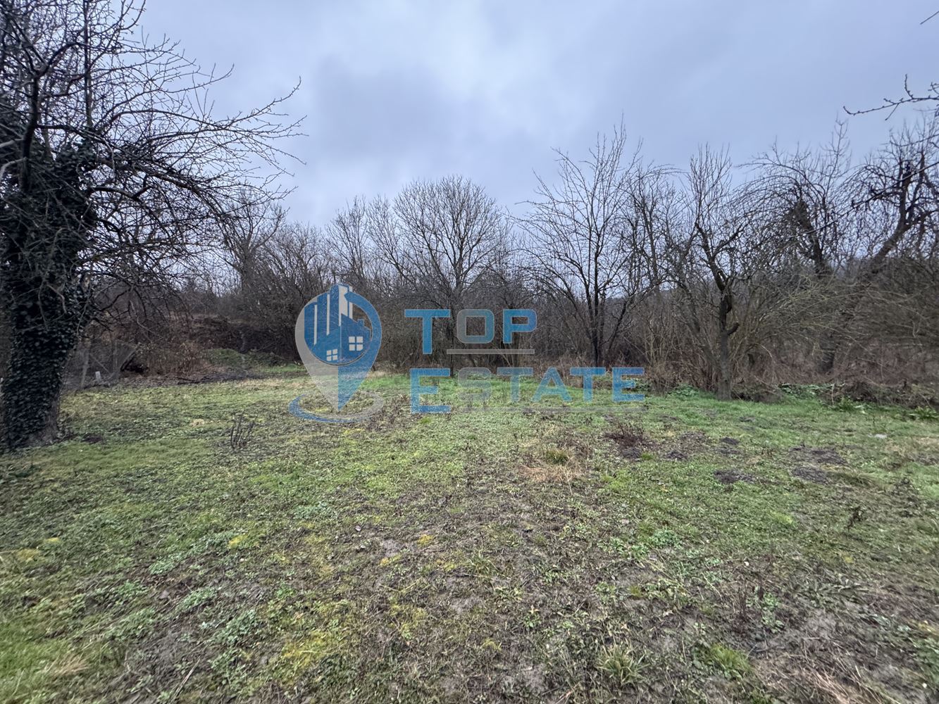 Къща с допълнителни постройки в град Елена, област Велико Търново.-0 Къща с допълнителни постройки в град Елена, област Велико Търново. - 0