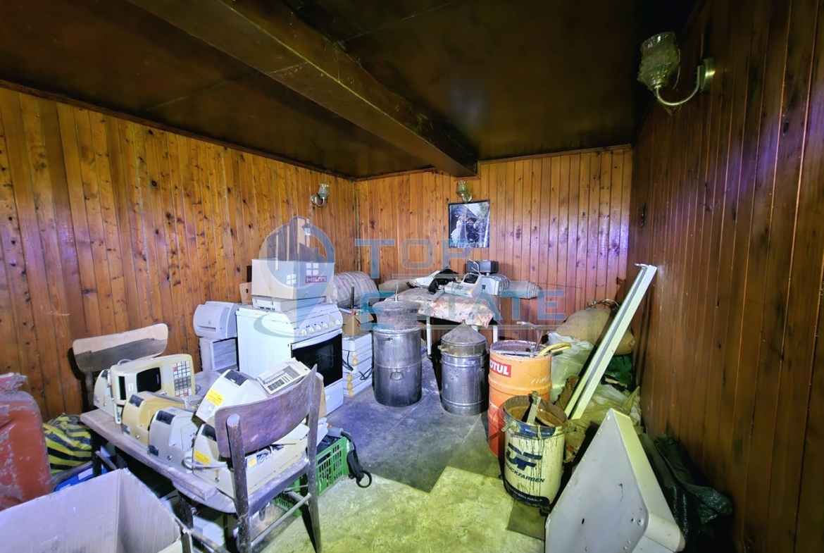 Здрава тухлена къща с гараж в село Пиперково, област Русе - 0