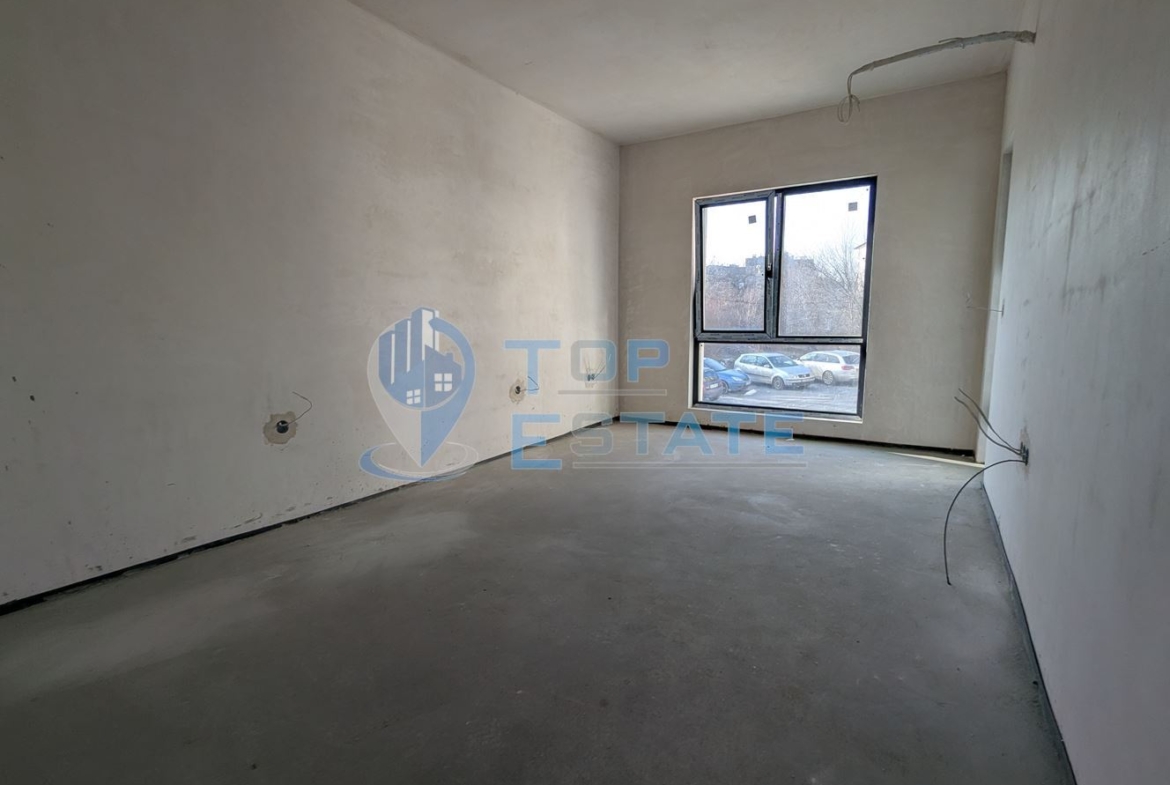 Тристаен апартамент в новострояща се сграда в квартал Бузлуджа, град Велико Търново - 0