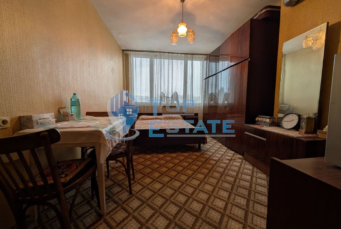 Тристаен тухлен апартамент в центъра на град Стражица - 0