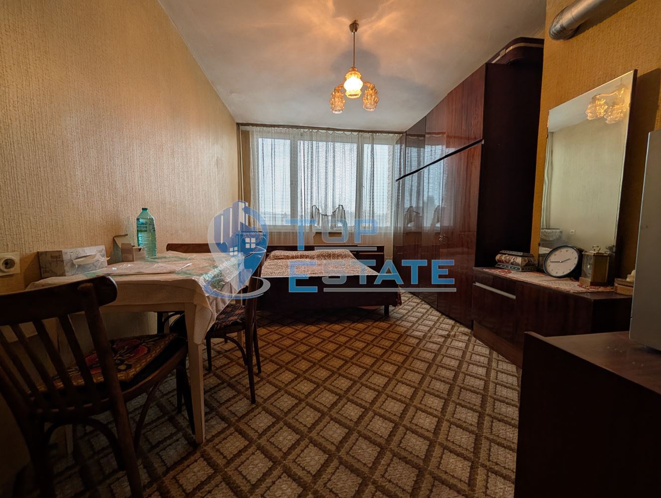 Тристаен тухлен апартамент в центъра на град Стражица-0 Тристаен тухлен апартамент в центъра на град Стражица - 0