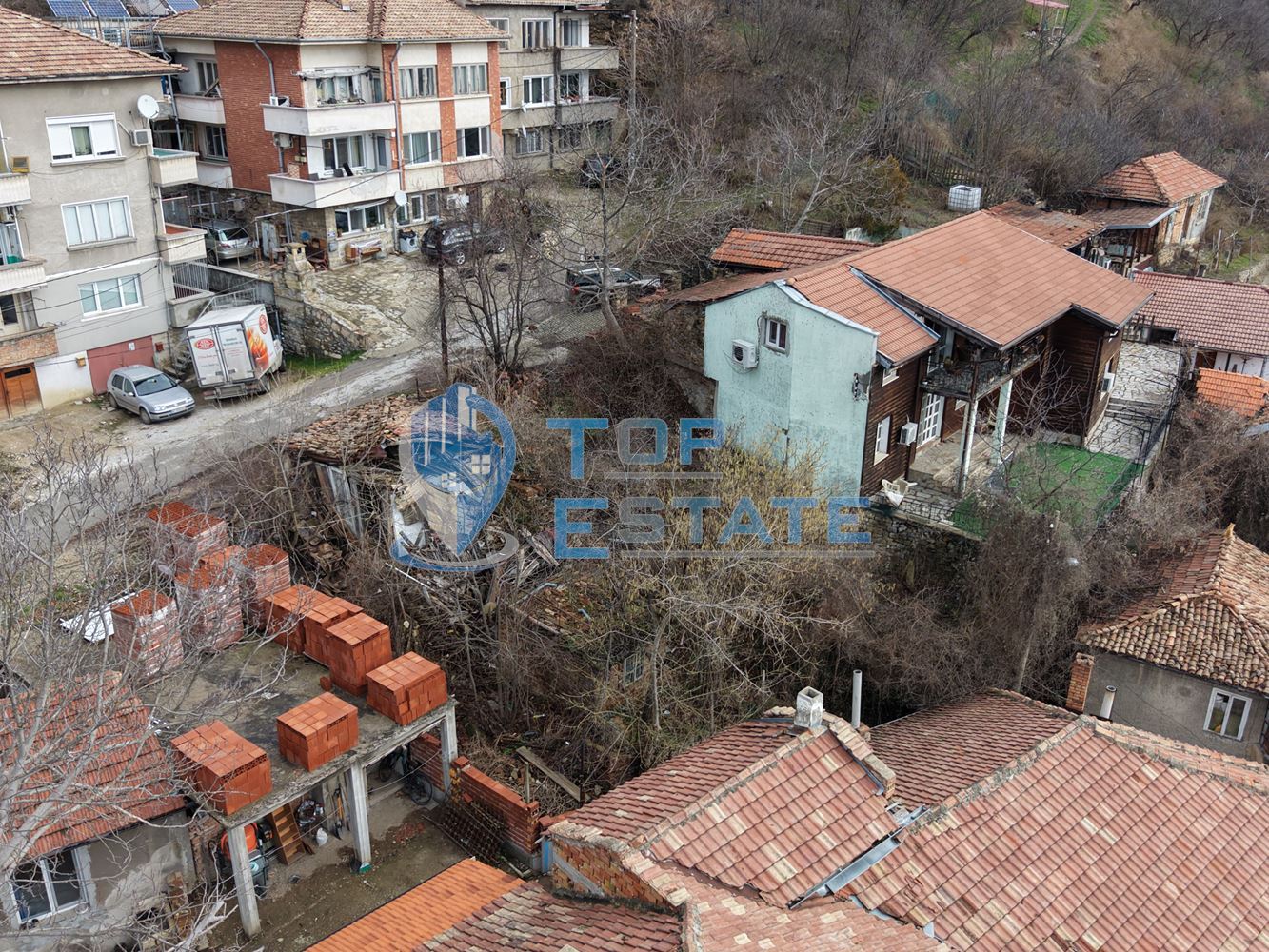 Парцел подходящ за строителство в квартал Варуша, град Велико Търново - 0