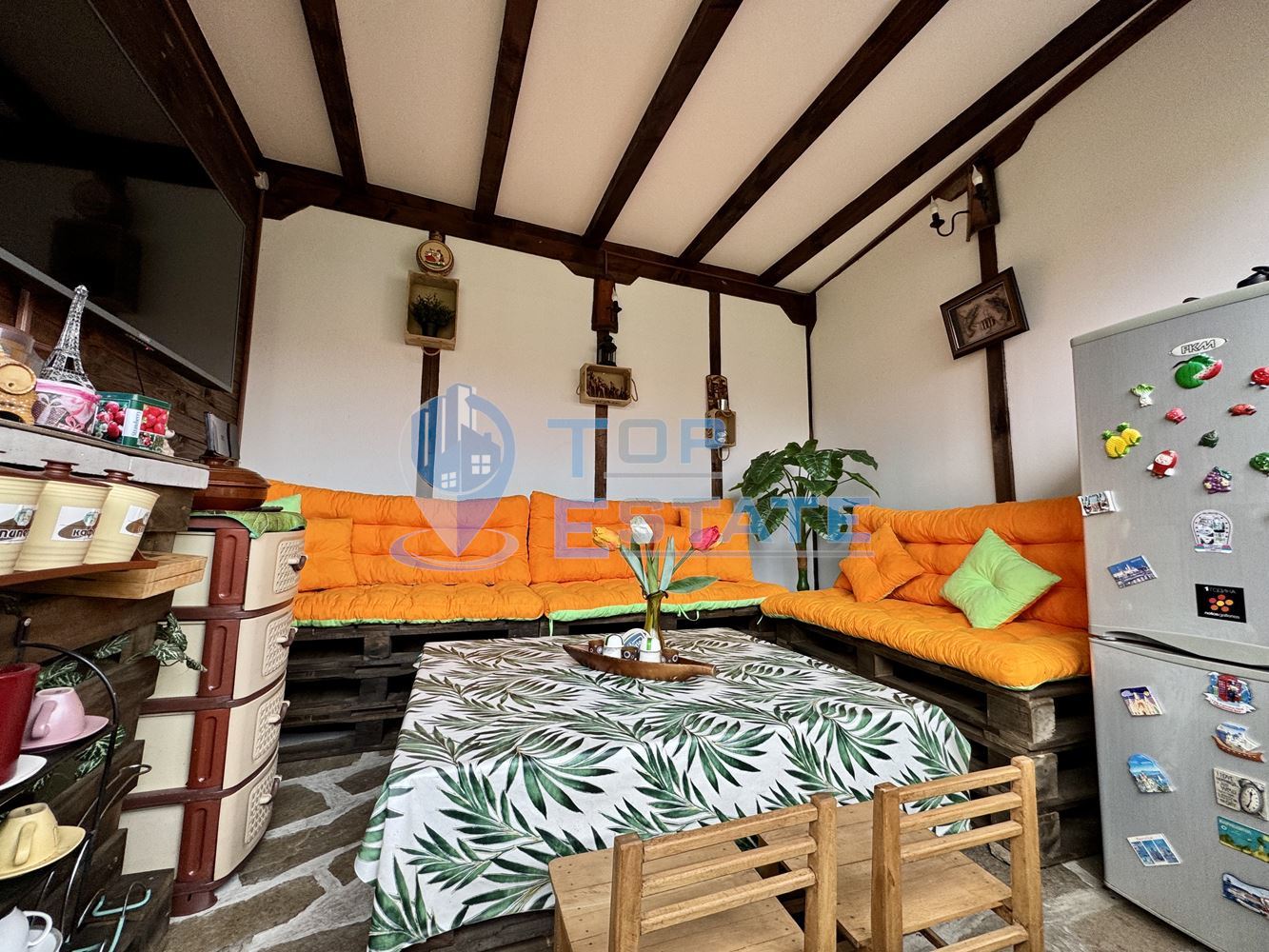 Обзаведена къща със сауна и джакузи в град Елена, Област Велико Търново. - 0