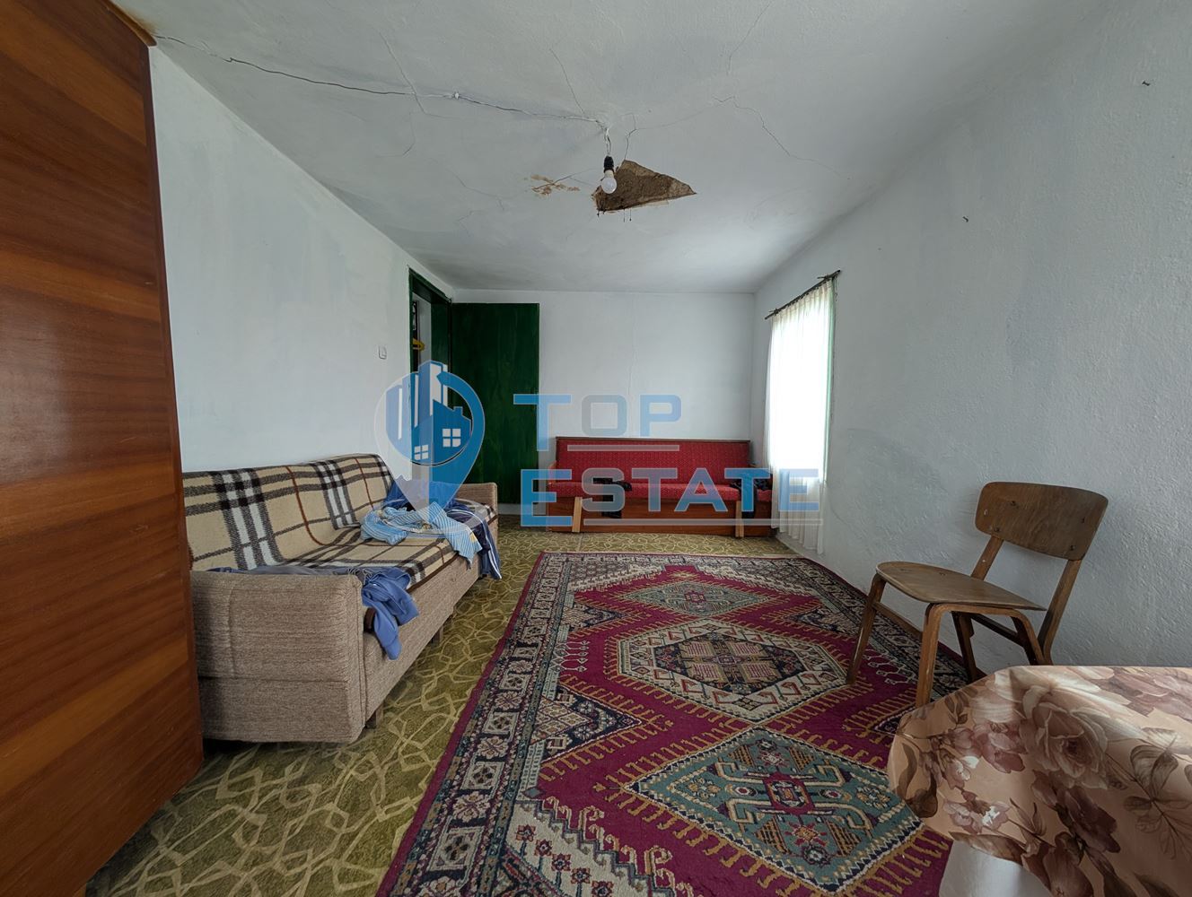 Едноетажна къща с вътрешна баня и кладенец в село Джулюница - 0