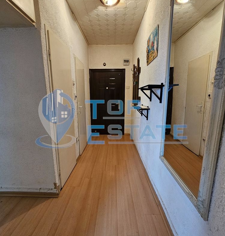 Обзаведен апартамент с две спални в квартал Пролет, град Горна Оряховица - 0