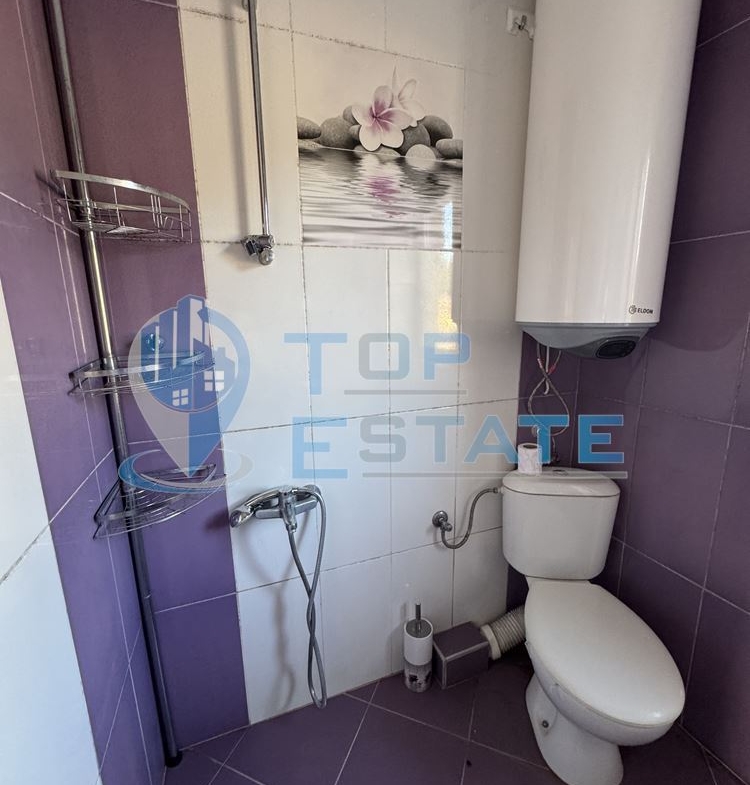 Тристаен апартамент, тип мезонет под наем в квартал Колю Фичето, град Велико Търново - 0