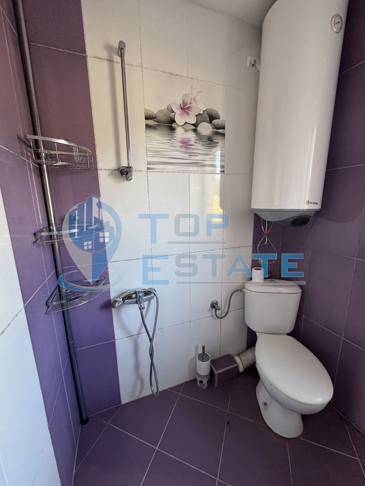 Тристаен апартамент, тип мезонет под наем в квартал Колю Фичето, град Велико Търново - 0