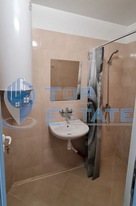 Търговско помещение в град Горна Оряховица, обаст Велико Търново - 0