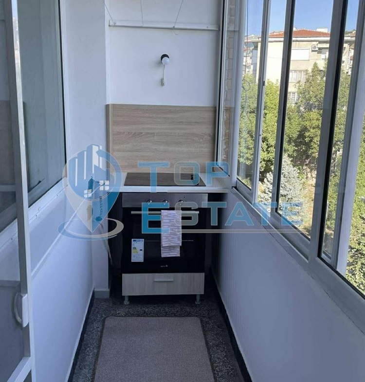 Двустаен, обзаведен апартамент под наем в центъра на град Велико Търново - 0