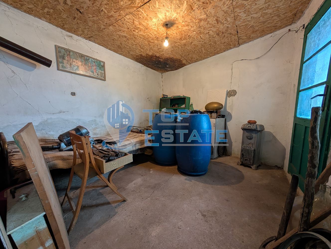 Едноетажна къща с вътрешна баня и кладенец в село Джулюница - 0