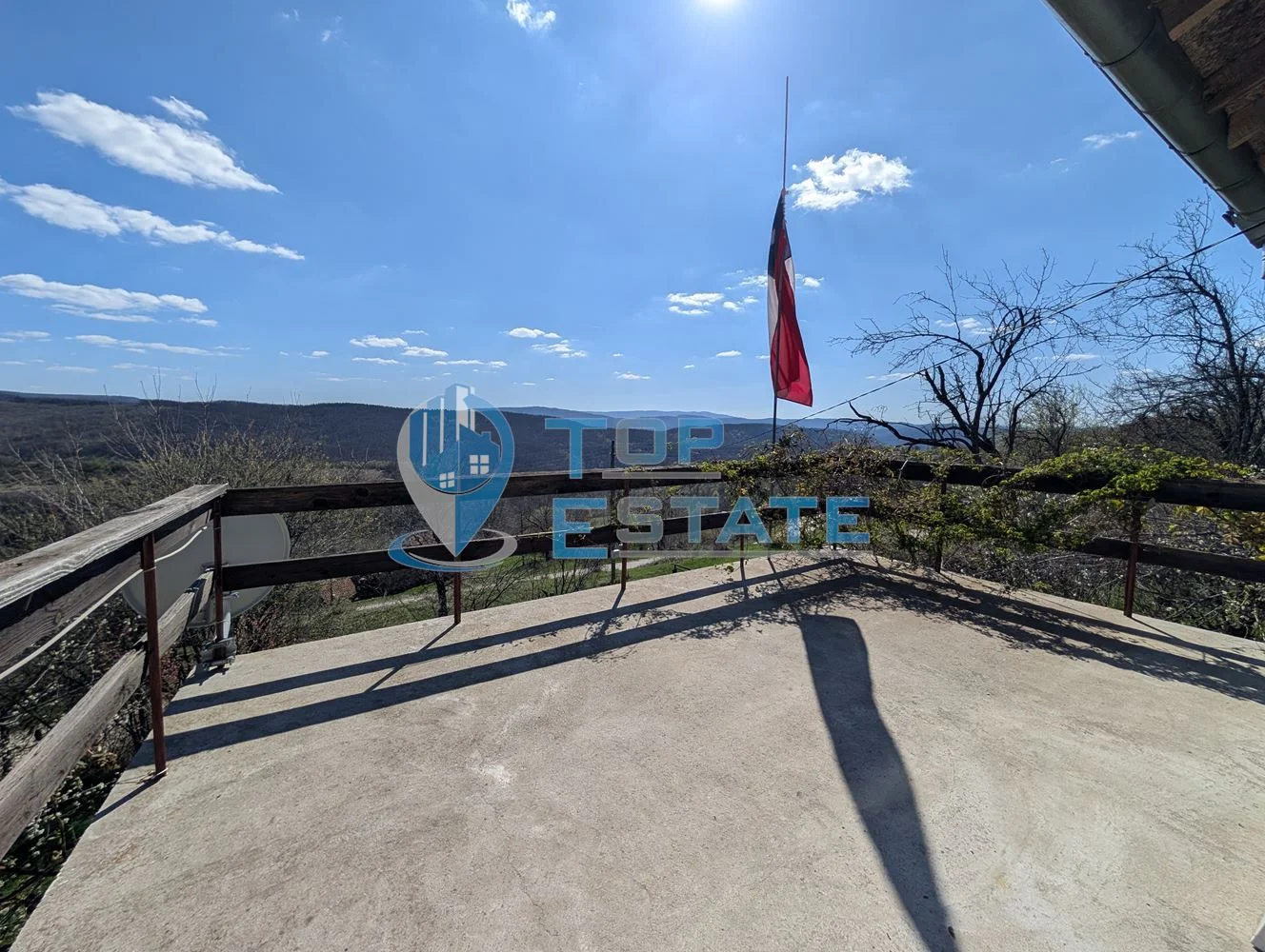 Къща с прекрасна панорама в село Длъжка поляна, област Търговище - 0