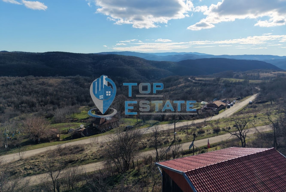 Къща с прекрасна панорама в село Длъжка поляна, област Търговище - 0