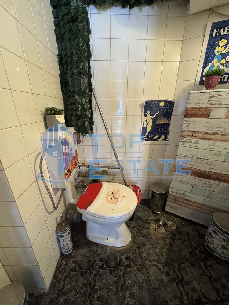 Търговско помещение под наем в центъра на град Велико Търново-0 Търговско помещение под наем в центъра на град Велико Търново - 0