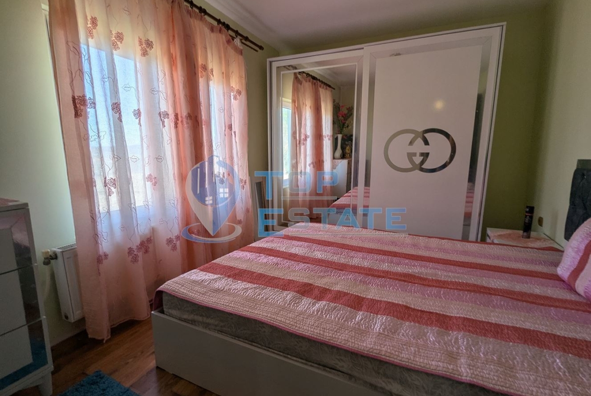 Ремонтирана и готова за нанасяне къща в село Пчелище, област Велико Търново - 0