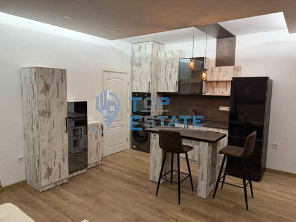 Едностаен апартамент под наем с възможност за наемане на паркомясто в квартал Бузлуджа, град Велико Търново - 0