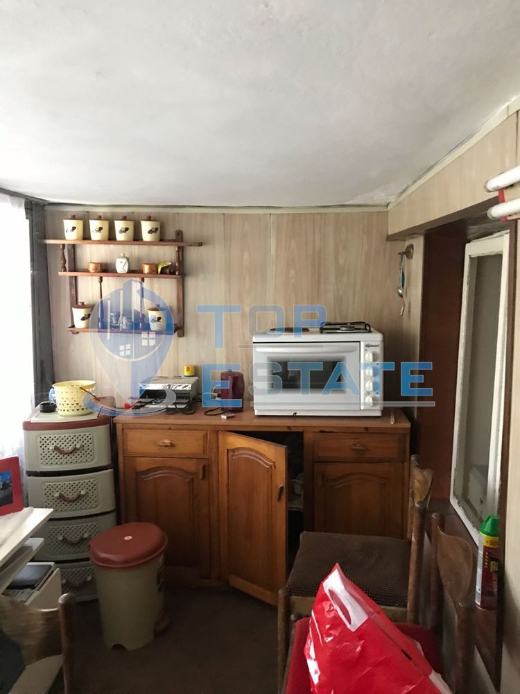 Тухлена къща в село Джулюница, област Велико Търново - 0