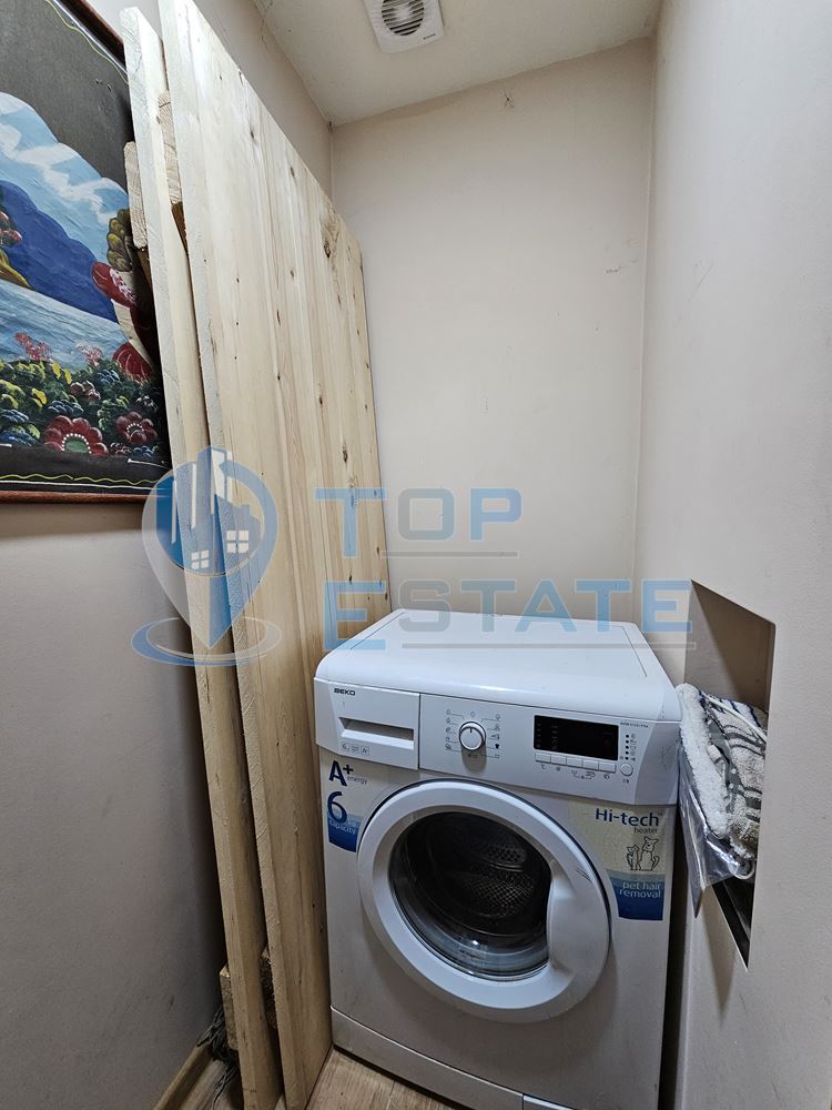 Двуетажна къща след ремонт с голям двор в село Горна Липница, област Велико Търново - 0