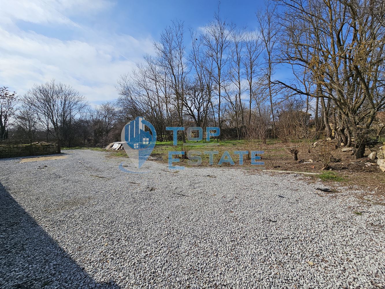 Двуетажна къща след ремонт с голям двор в село Горна Липница, област Велико Търново - 0