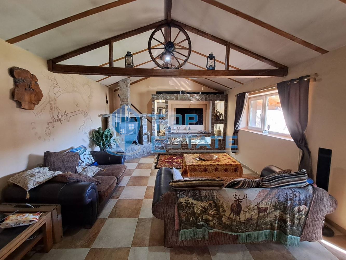 Двуетажна къща след ремонт с голям двор в село Горна Липница, област Велико Търново - 0