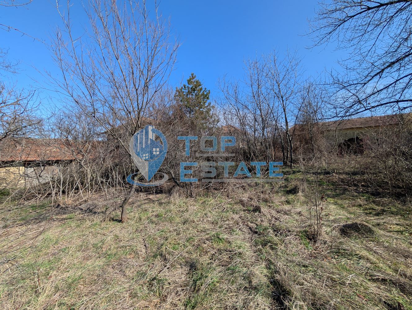 Парцел със стара двуетажна къща в село Ново село - 0