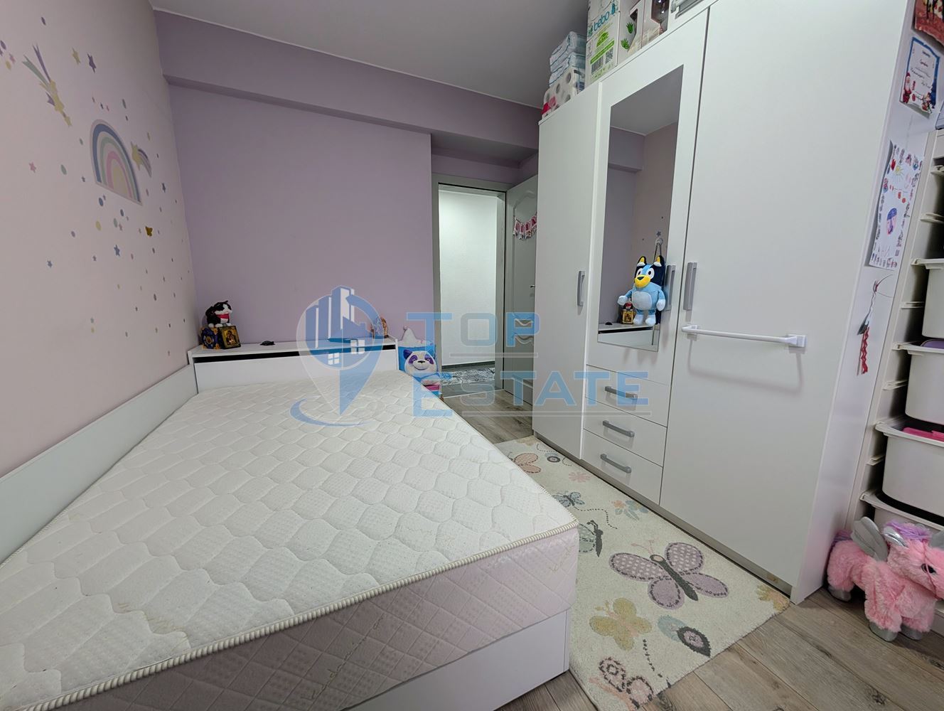 Ремонтиран тристаен тухлен апартамент в централната част на град Плачковци - 0