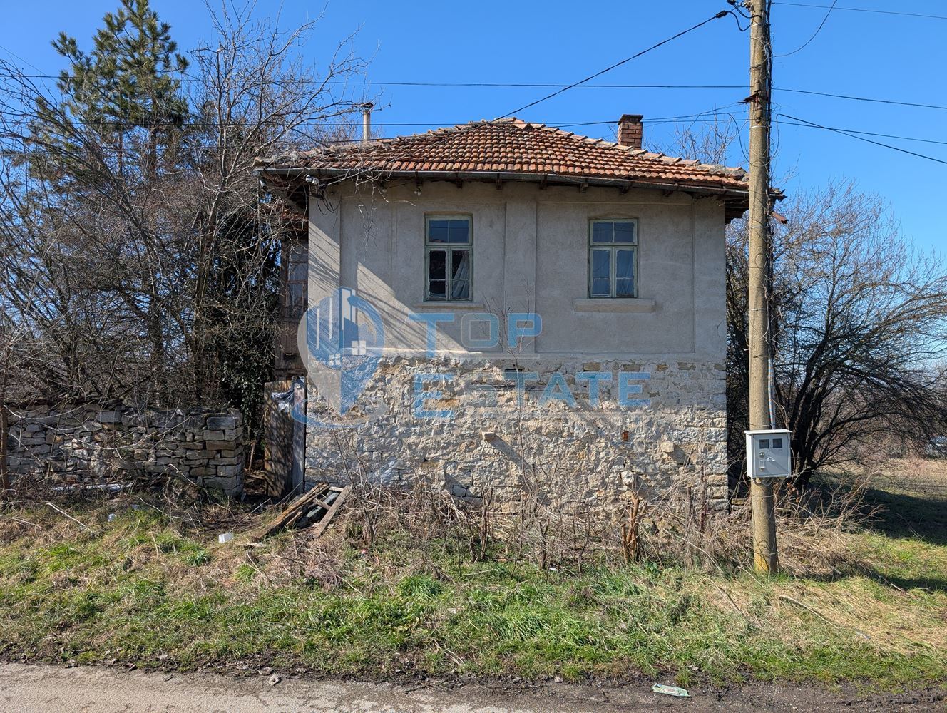 Парцел със стара двуетажна къща в село Ново село - 0