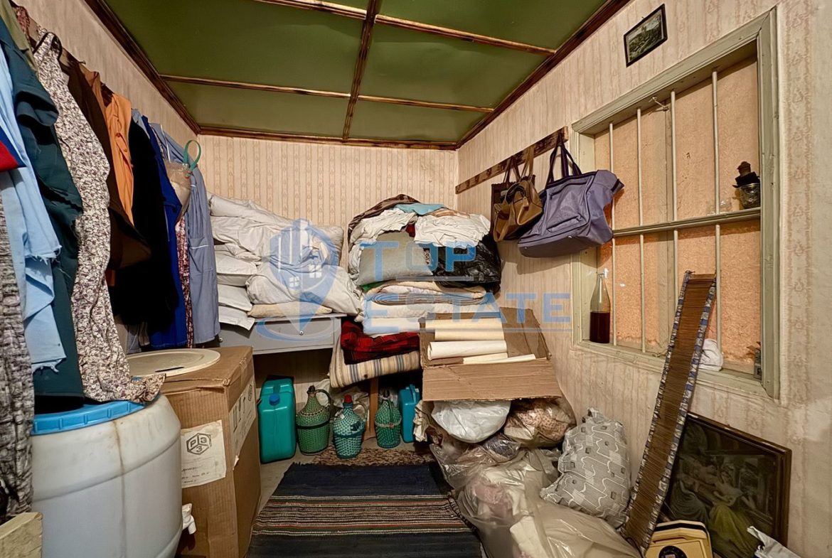 Къща с кладенец и голям двор в село Сушица, област Велико Търново - 0