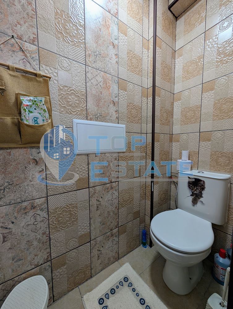 Ремонтиран тристаен тухлен апартамент в централната част на град Плачковци - 0