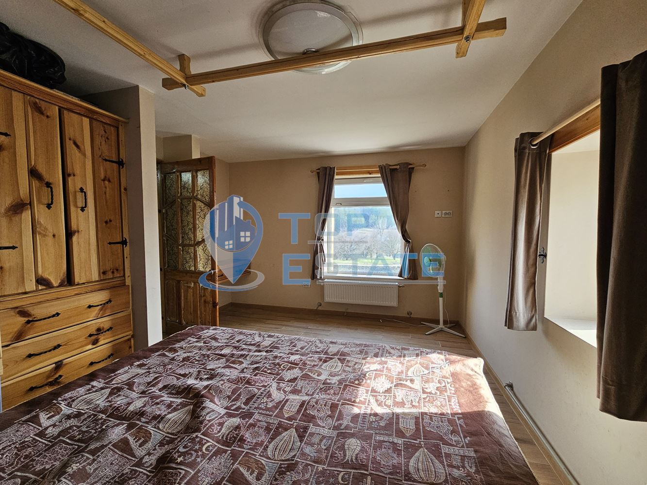 Двуетажна къща след ремонт с голям двор в село Горна Липница, област Велико Търново - 0